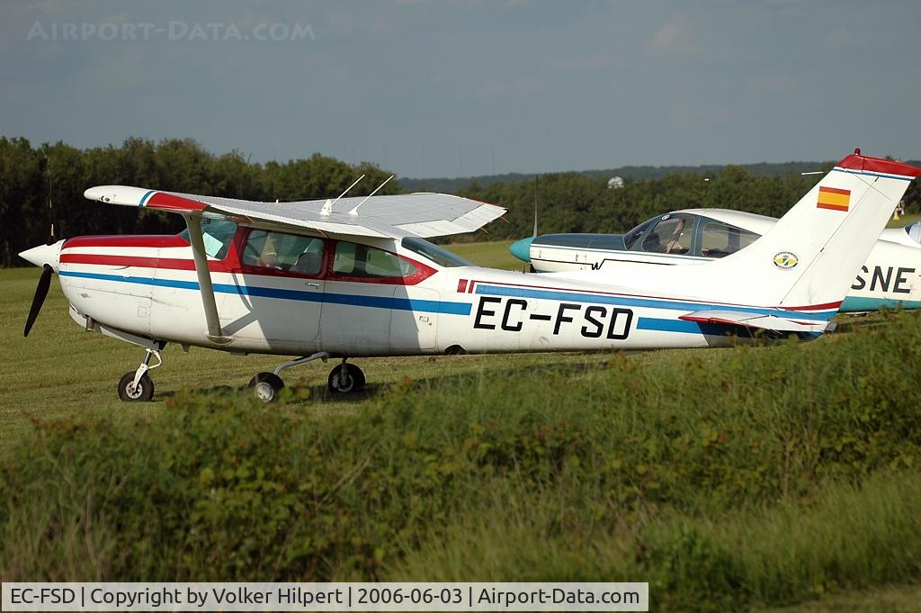 EC-FSD, Cessna TR182 Turbo Skylane RG C/N R18201004, Cessna TR.182RG