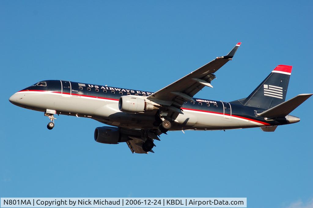 N801MA, 2004 Embraer 170SU (ERJ-170-100SU) C/N 17000012, Nick Michaud