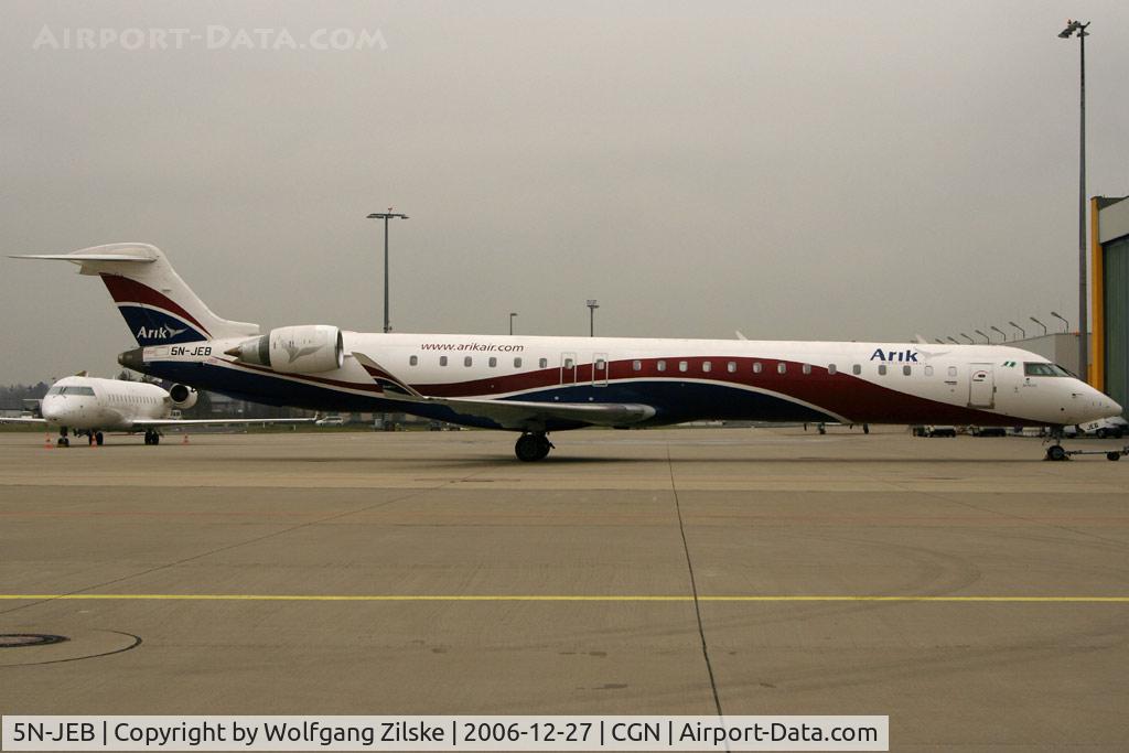 5N-JEB, 2005 Bombardier CRJ-900 NG (CL-600-2D24) C/N 15059, visitor