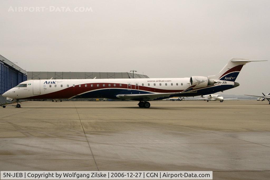 5N-JEB, 2005 Bombardier CRJ-900 NG (CL-600-2D24) C/N 15059, visitor