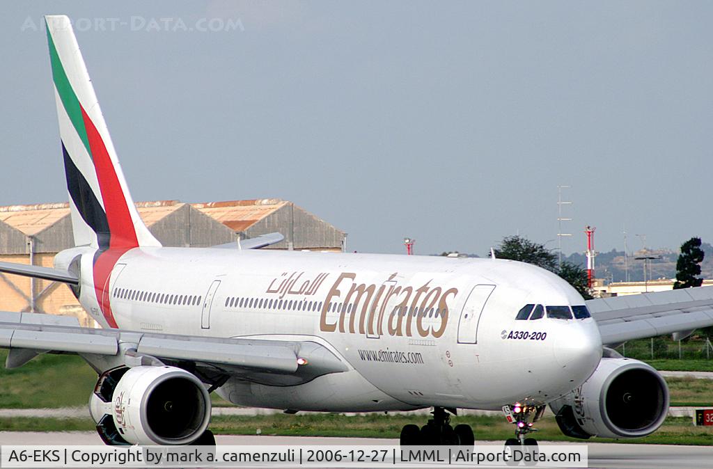 A6-EKS, 1999 Airbus A330-243 C/N 283, A.330