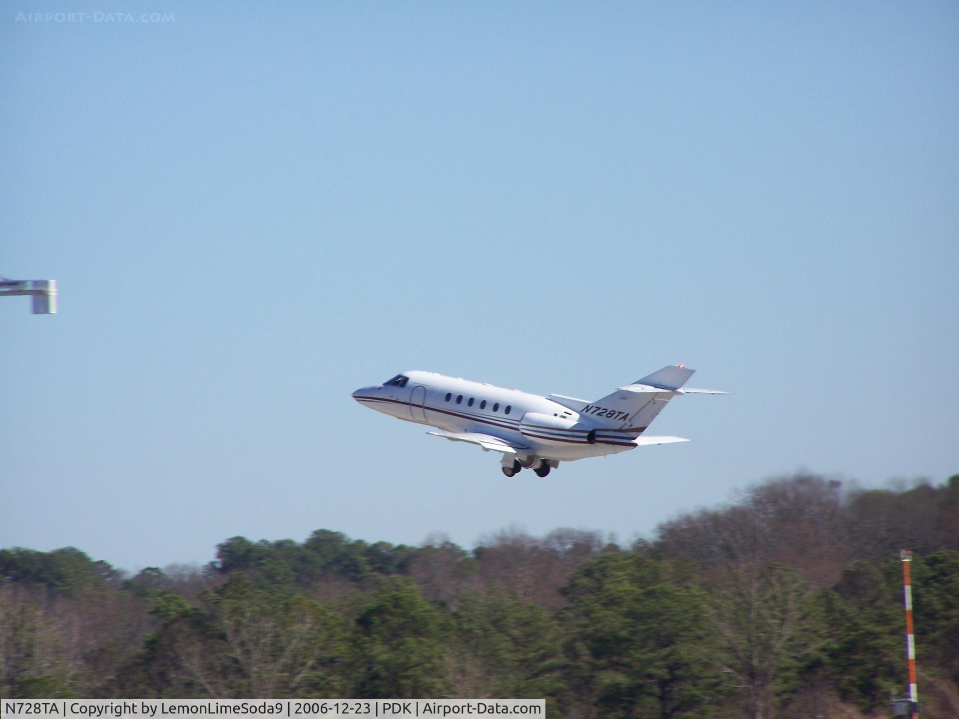 N728TA, 1998 Raytheon Hawker 800XP C/N 258364, This was taken at PDK.