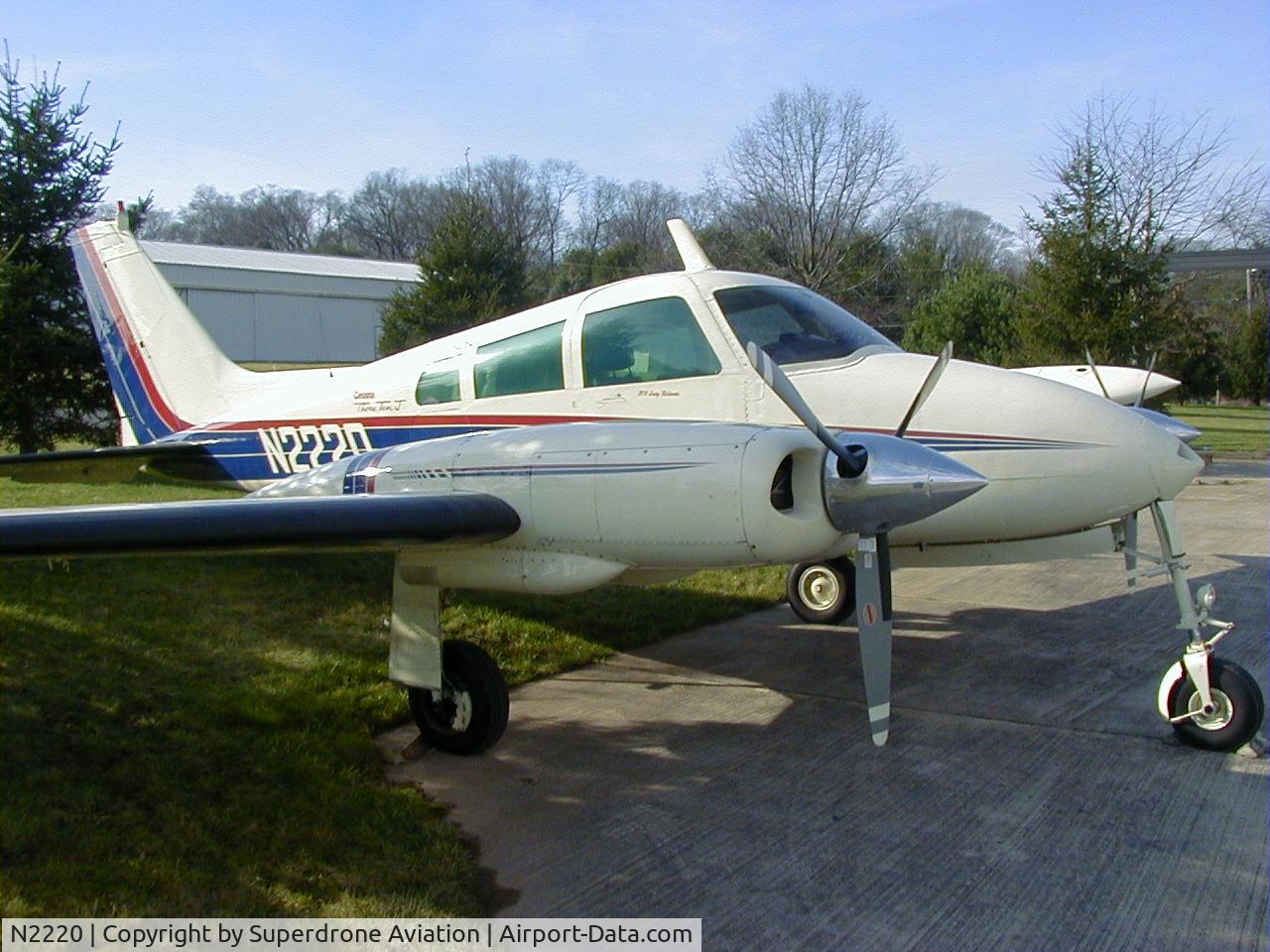 N2220, 1965 Cessna 310J C/N 310J0029, Exterior