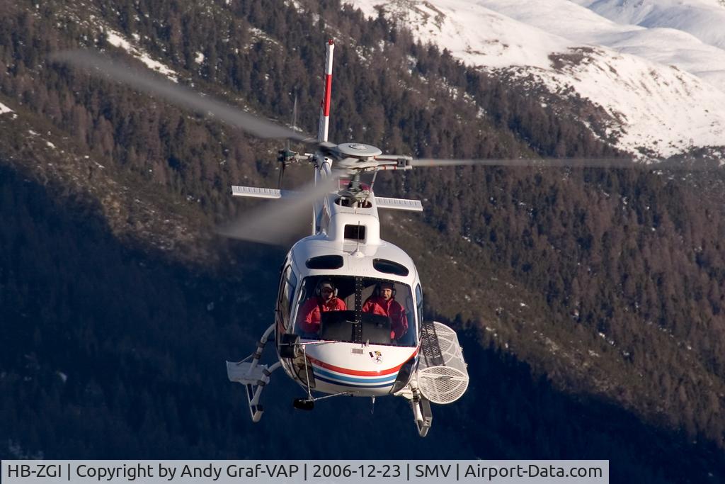 HB-ZGI, 2004 Eurocopter AS-350B-3 Ecureuil Ecureuil C/N 3832, Air Grischa Eurocopter AS350