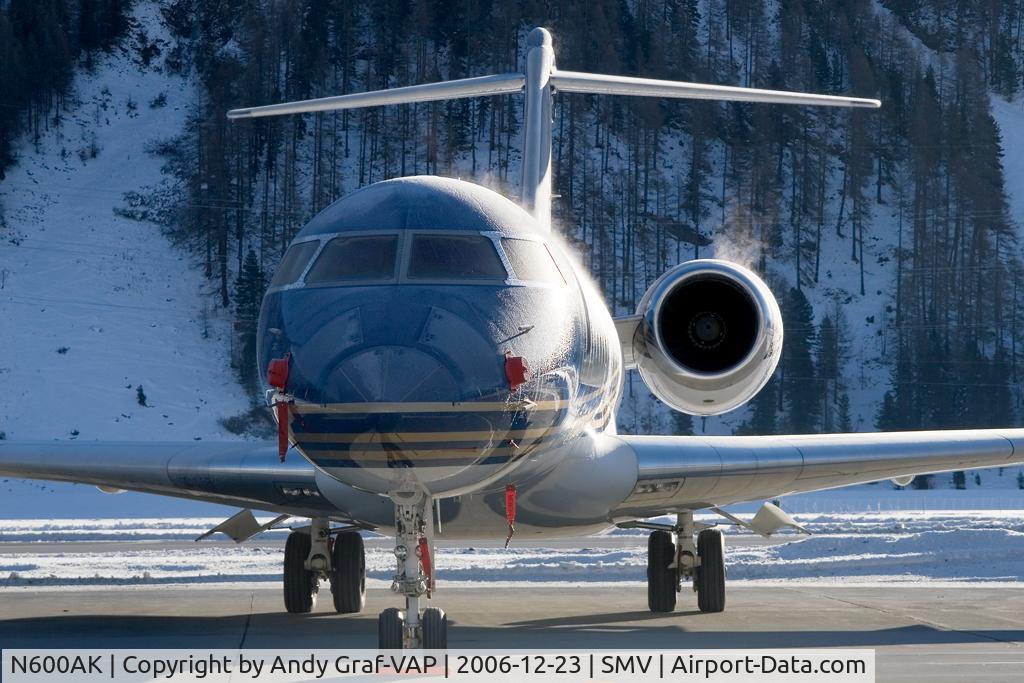 N600AK, 1999 Bombardier BD-700-1A10 Global Express C/N 9033, Colwend LCC Bombardier BD-700