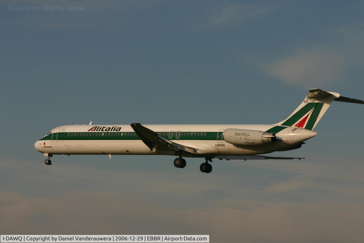 I-DAWQ, 1985 McDonnell Douglas MD-82 (DC-9-82) C/N 49207, Trieste is descending to rwy 25L