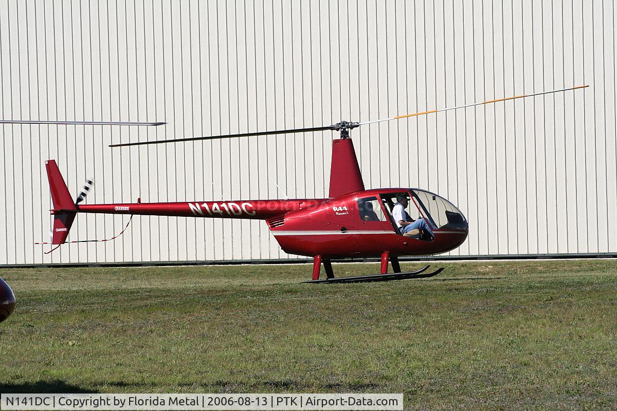 N141DC, 2005 Robinson R44 C/N 1495, rides