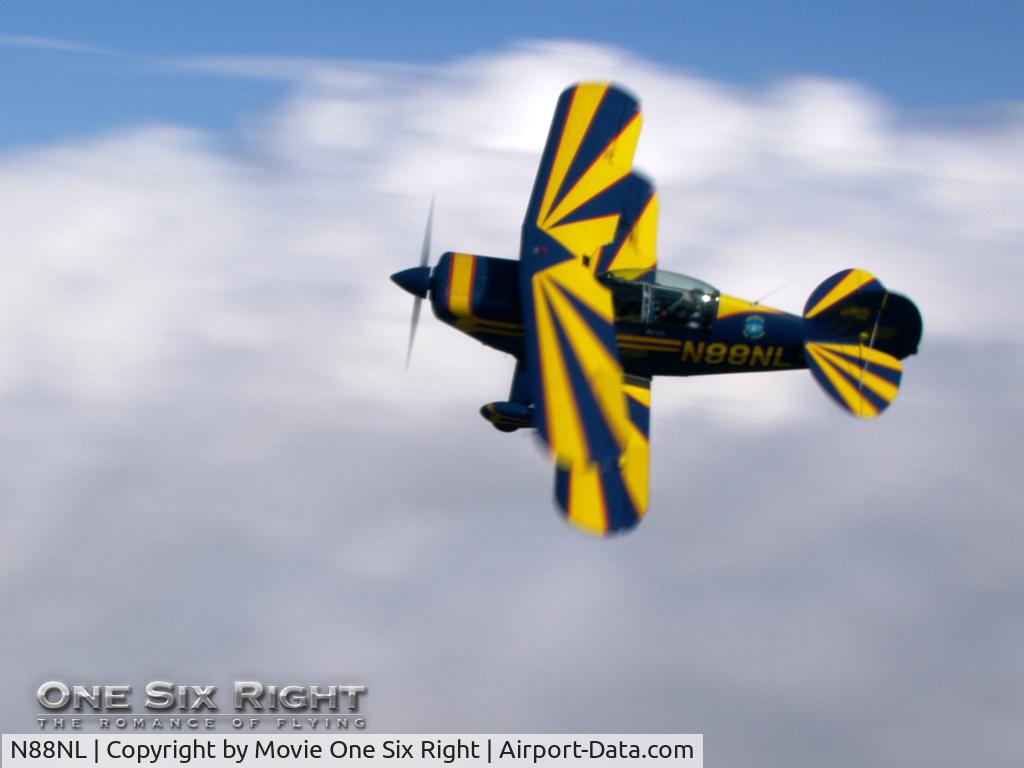 N88NL, 1988 Christen Pitts S-2B Special C/N 5147, Movie One Six Right
