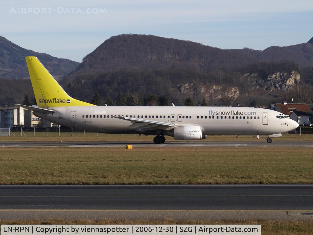 LN-RPN, 2000 Boeing 737-883 C/N 30470, Snowflake