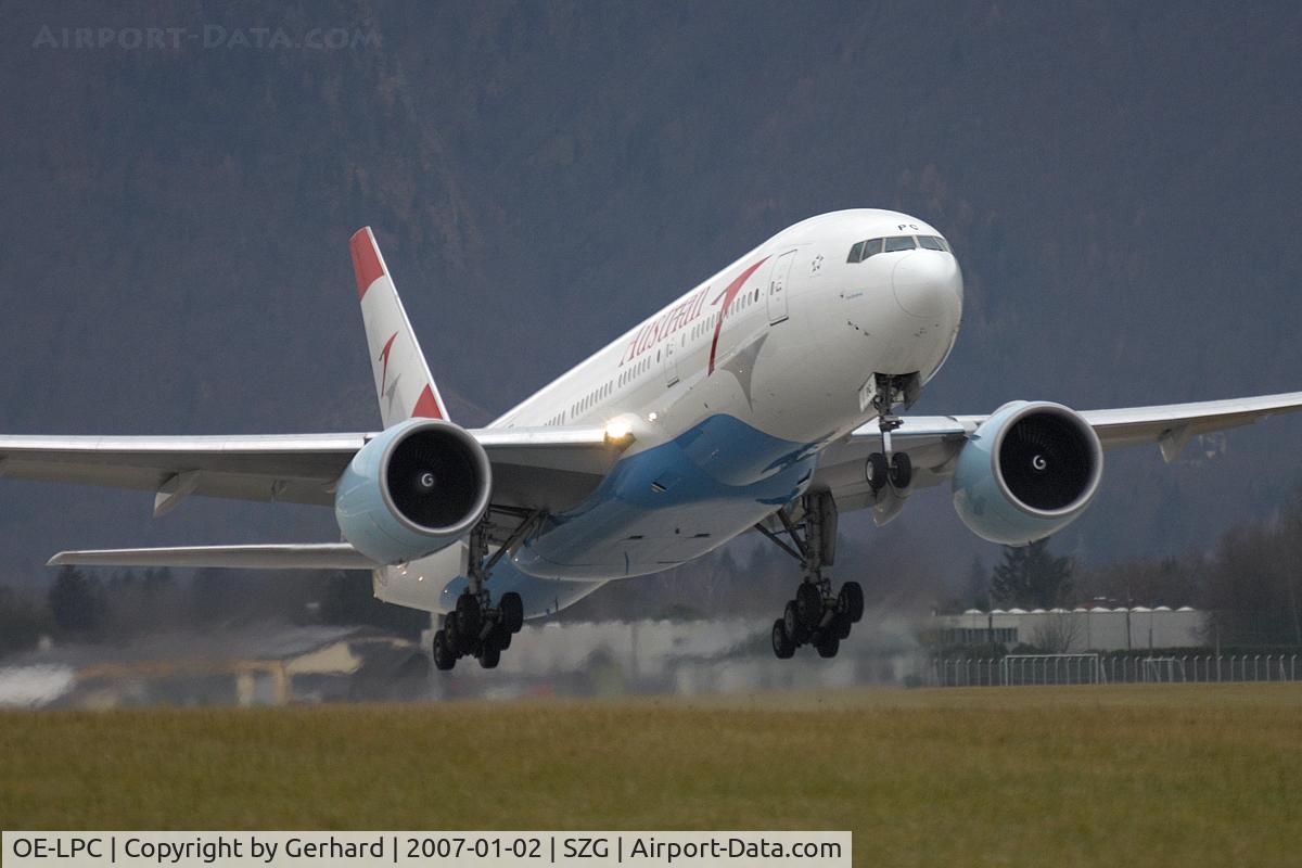 OE-LPC, 2002 Boeing 777-2Z9/ER C/N 29313, Saison-Opening @ SZG