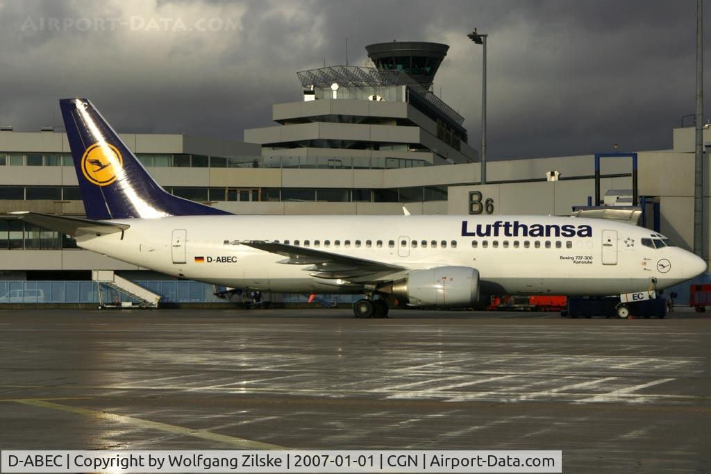 D-ABEC, 1991 Boeing 737-330 C/N 25149, After the rain