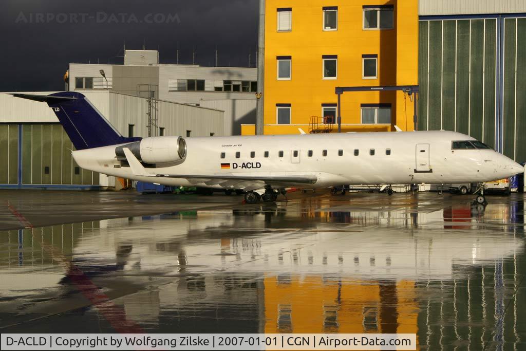 D-ACLD, Canadair CRJ-100LR (CL-600-2B19) C/N 7009, After the rain