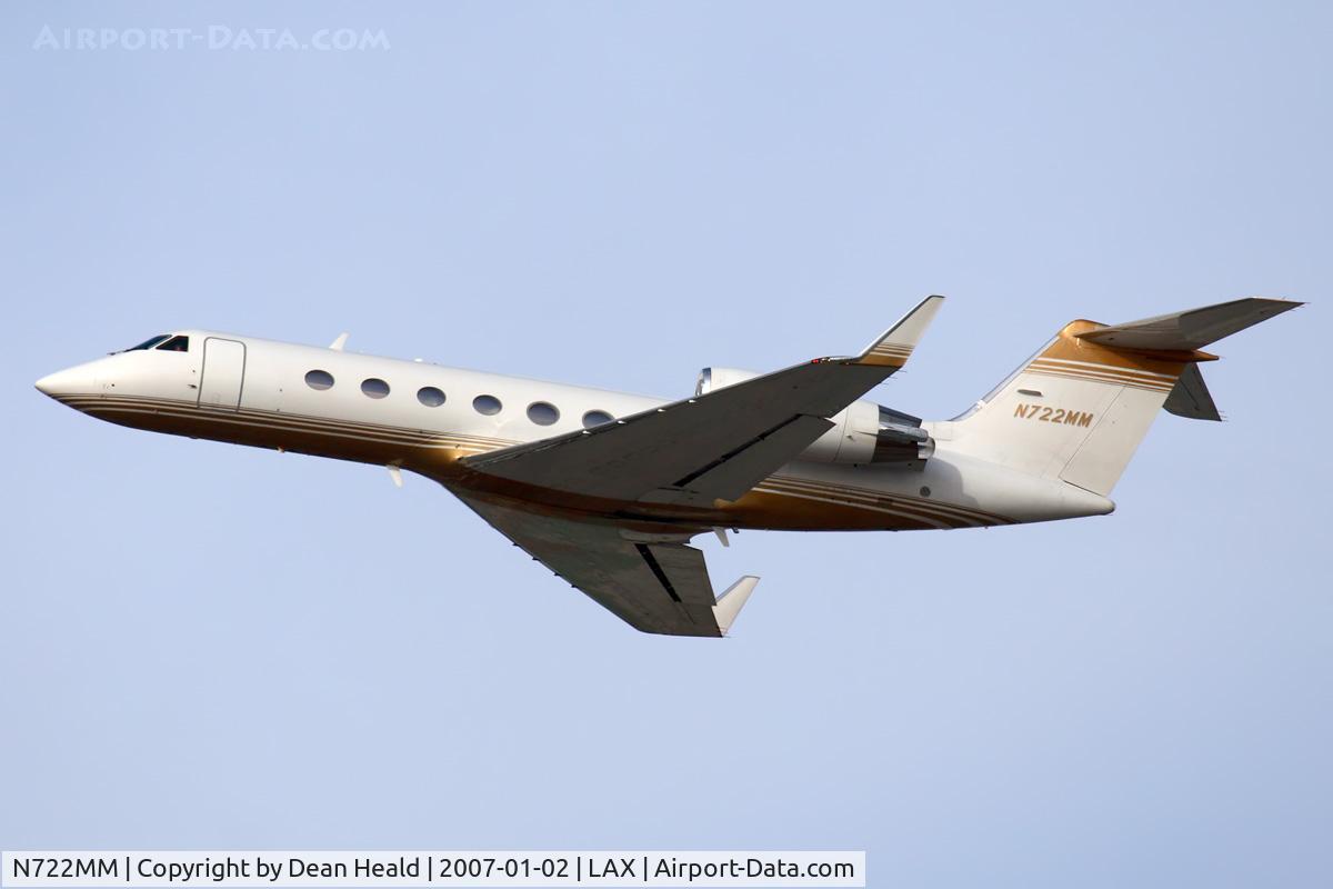 N722MM, 2007 Gulfstream Aerospace GIV-X (350) C/N 4086, Mirage Leasing Corporation's 1988 Gulfstream G-IV N722MM climbing out from RWY 25R enroute to Palm Springs Int'l (KPSP).