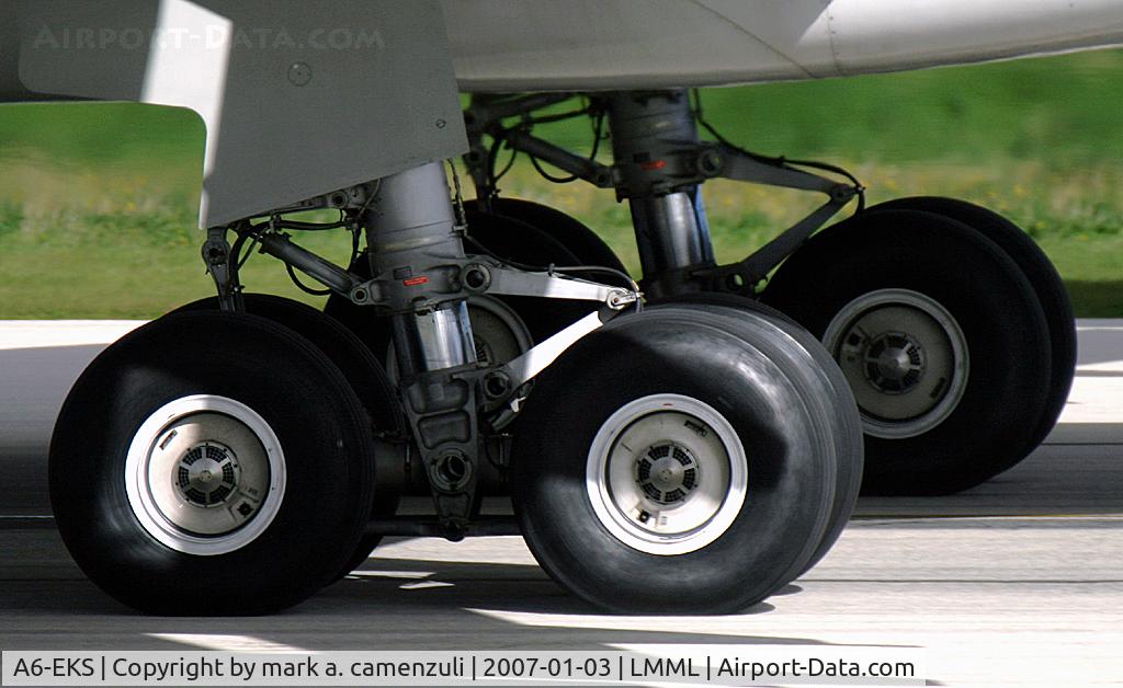A6-EKS, 1999 Airbus A330-243 C/N 283, A.330