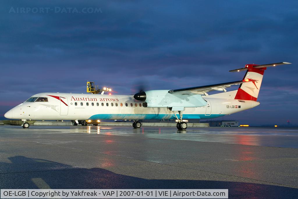 OE-LGB, 1999 De Havilland Canada DHC-8-402Q Dash 8 C/N 4015, Austrian Arrows Dash 8-400