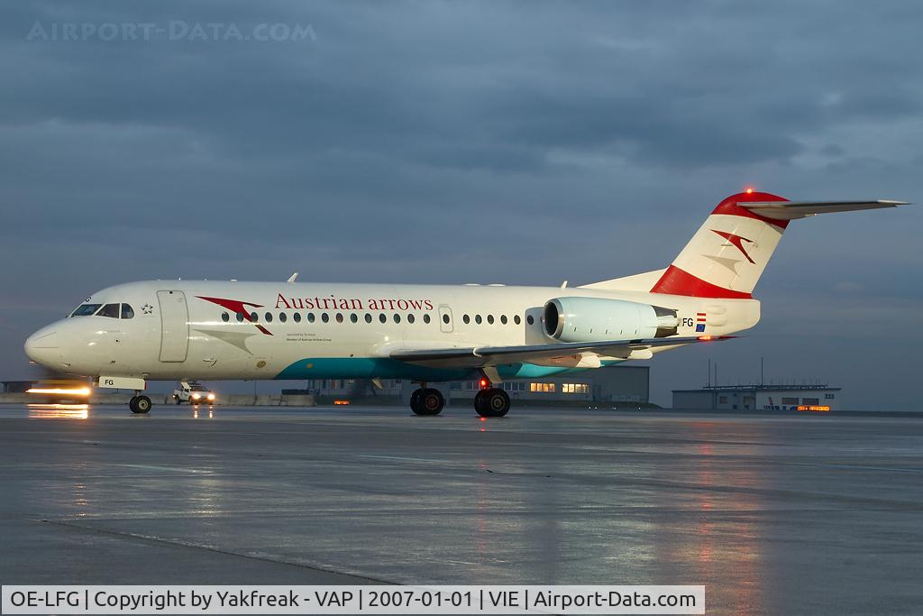 OE-LFG, 1995 Fokker 70 (F-28-0070) C/N 11549, Austrian Arrows Fokker 70