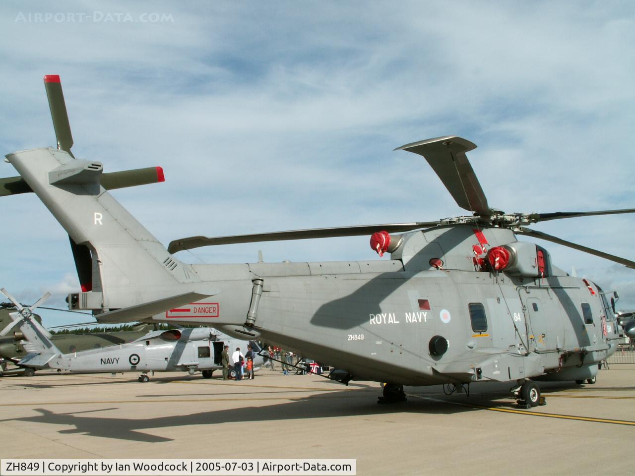 ZH849, 2000 AgustaWestland EH-101 Merlin HM.1 C/N 50118/RN29, EH-101/RAF Waddington show 2005