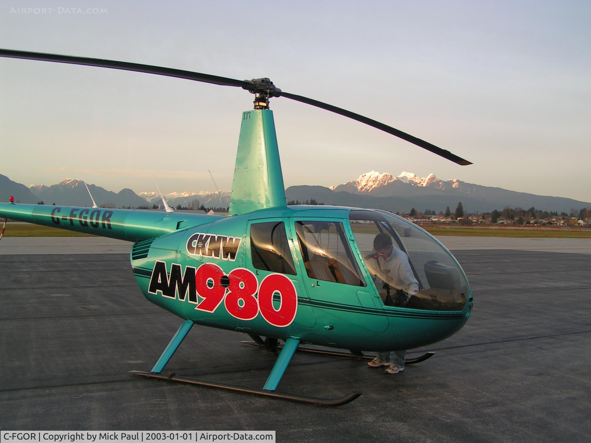 C-FGOR, 2002 Robinson R44 II C/N 10013, Canadian Traffic Network Chopper C-FGOR in Vancouver