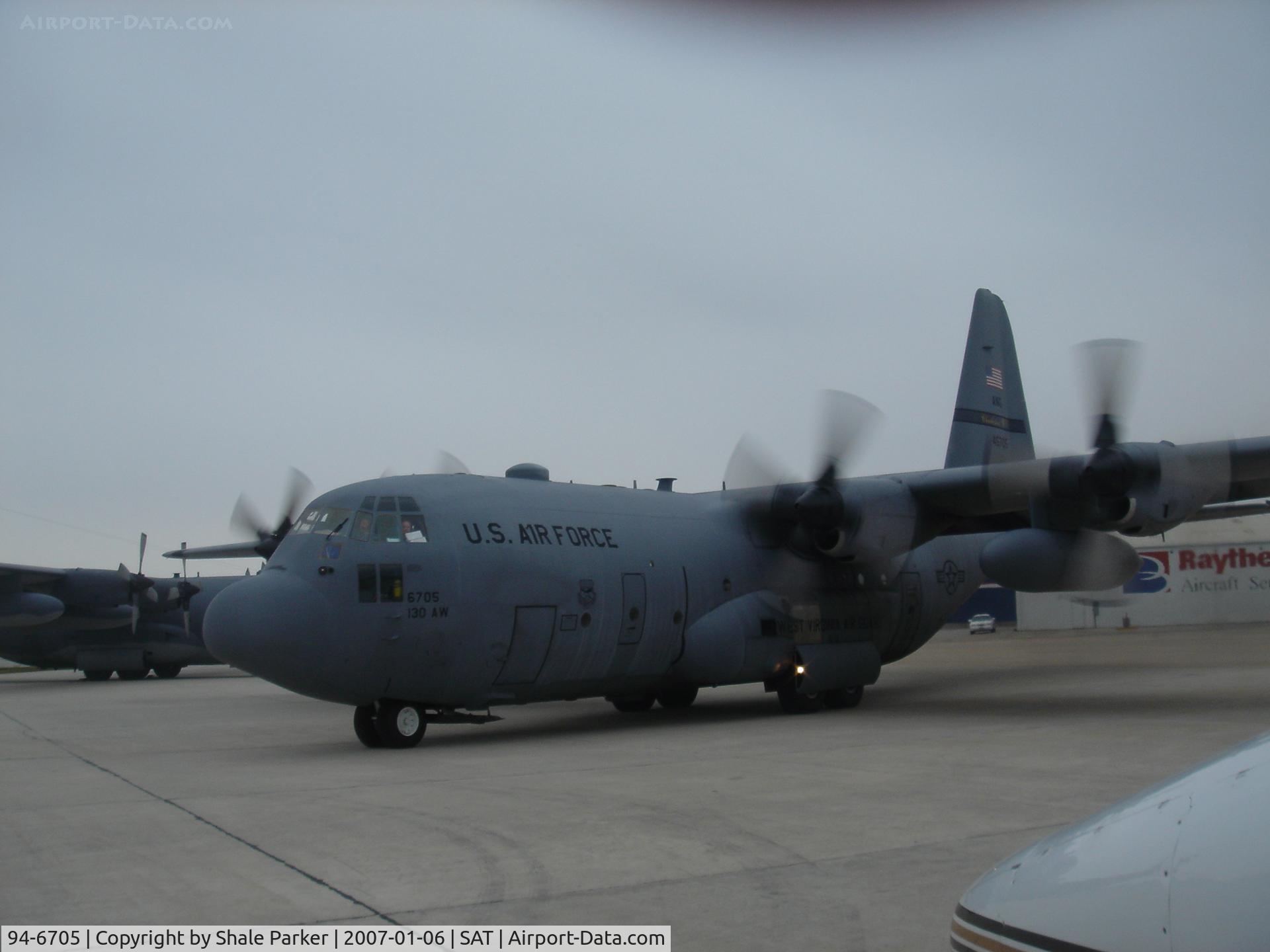 94-6705, 1994 Lockheed C-130H Hercules C/N 382-5397, Military Cargo Turbo-prop