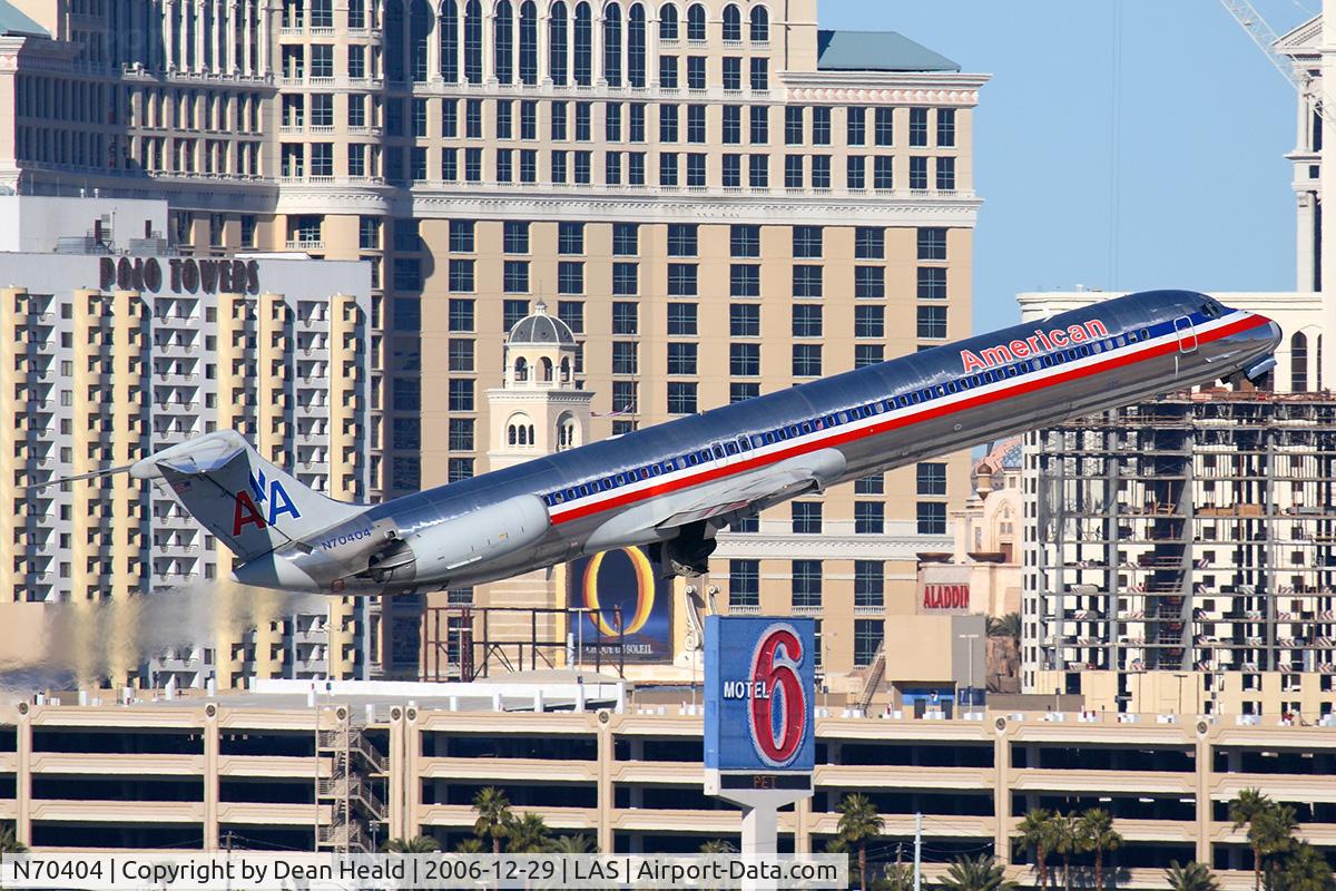 N70404, 1986 McDonnell Douglas MD-82 (DC-9-82) C/N 49315, American Airlines N70404 (FLT AAL1453) climbing out from RWY 01R enroute to Los Angeles Int'l (KLAX).