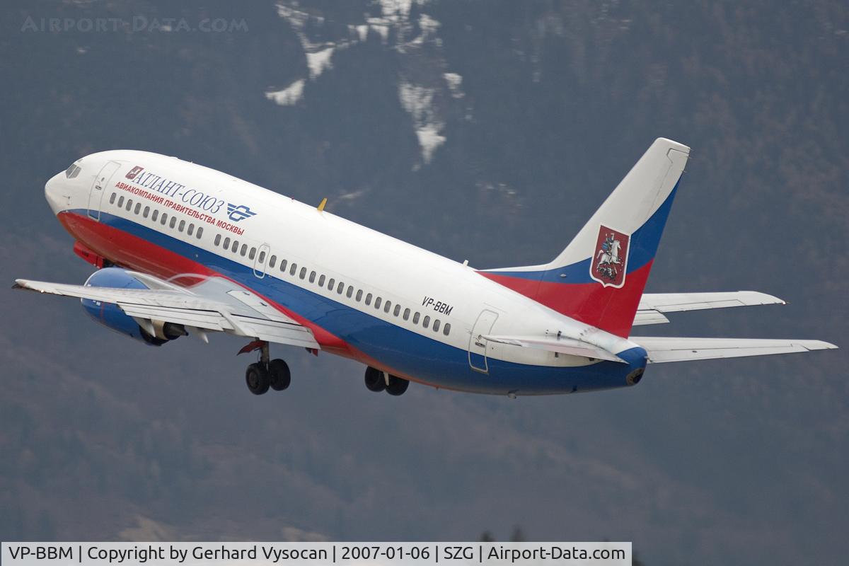VP-BBM, 1986 Boeing 737-347 C/N 23442, powerfull takeoff