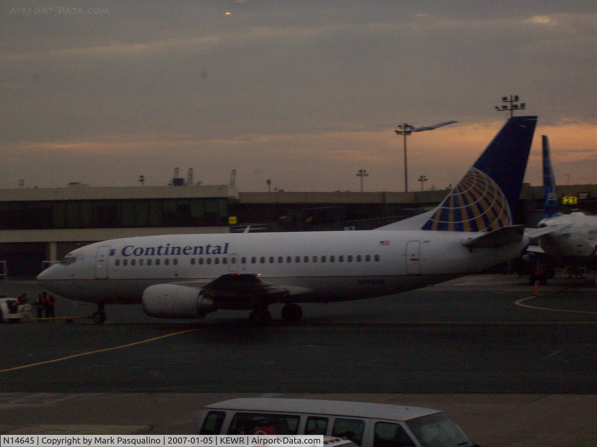 N14645, 1997 Boeing 737-524 C/N 28906, Boeing 737-500