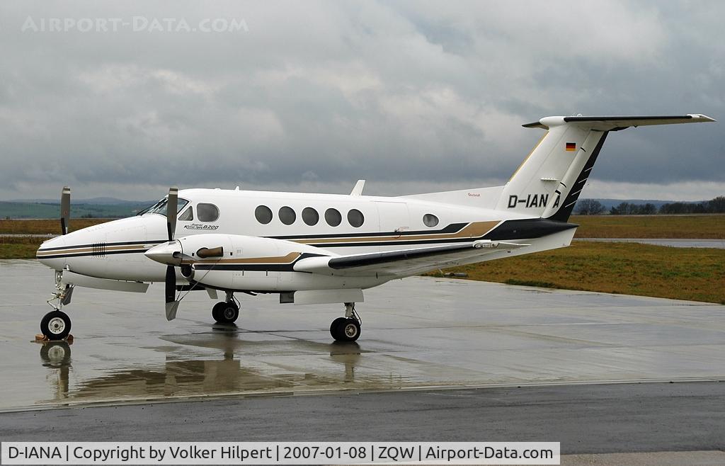 D-IANA, 1995 Beech B200 Super King Air King Air C/N BB-1517, Raytheon Super King Air B200