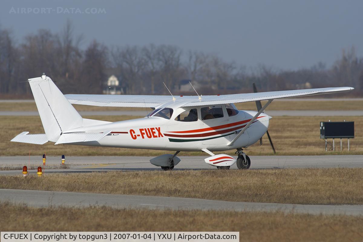 C-FUEX, 1966 Cessna 172G C/N 17254201, Taxiing on alpha for departure.