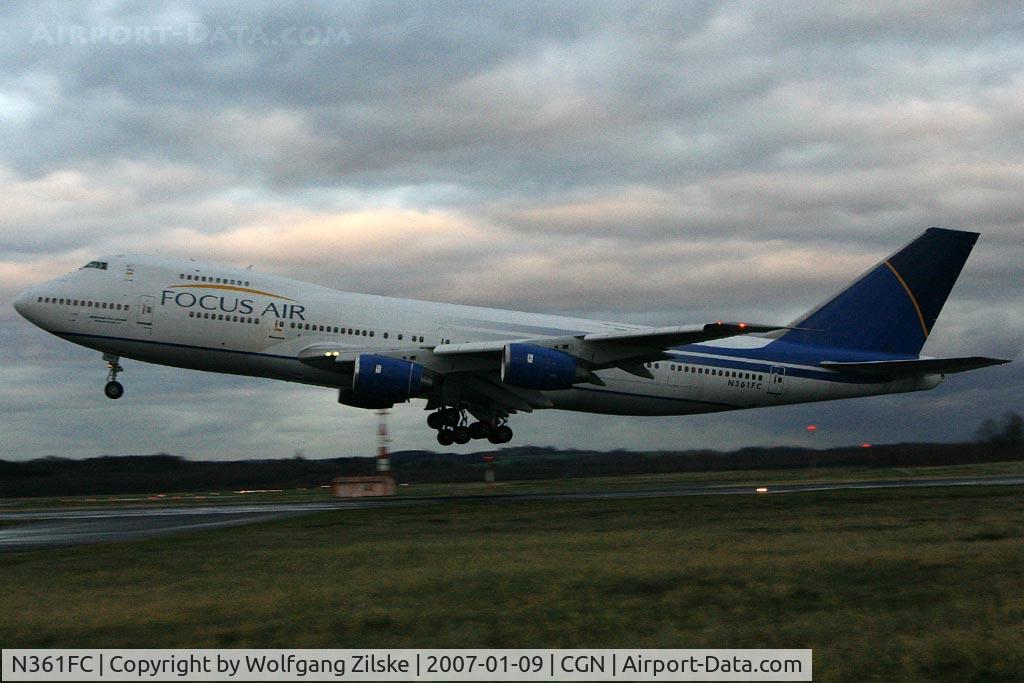 N361FC, 1981 Boeing 747-236B/SF C/N 22442, visitor