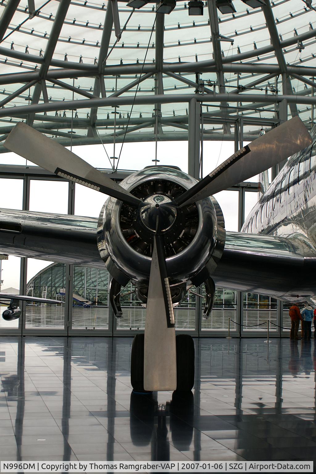 N996DM, 1958 Douglas DC-6B C/N 45563, Flying Bulls DC-6B (Hangar7)