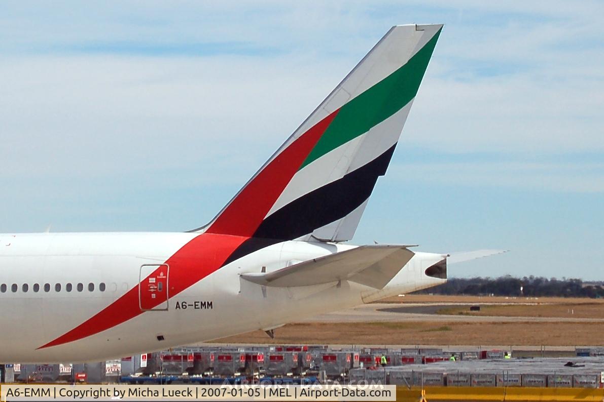 A6-EMM, 1999 Boeing 777-31H C/N 29062, Emirates tail