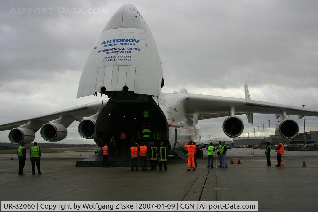 UR-82060, 1988 Antonov An-225 Mriya C/N 19530503763, visitor