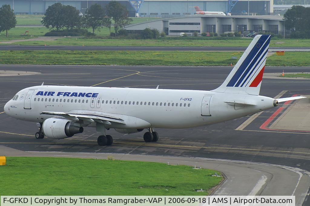 F-GFKD, 1988 Airbus A320-111 C/N 014, Air France A320 (very rare to see an -100 version)