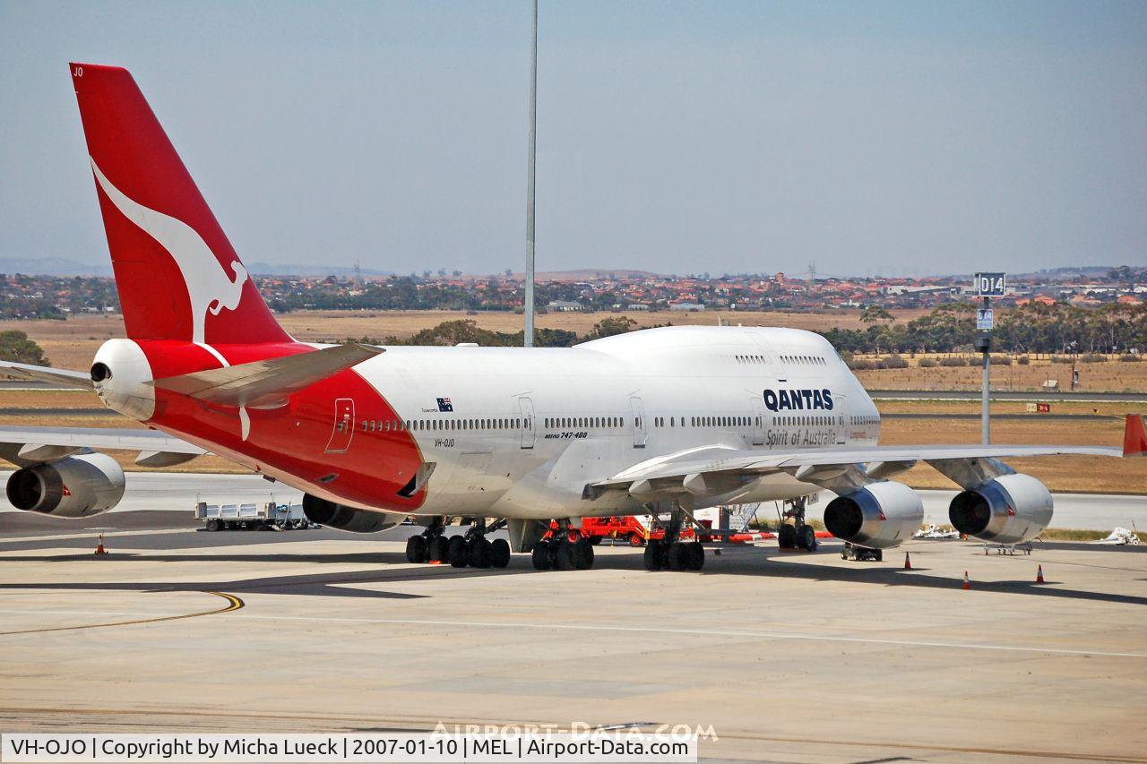 VH-OJO, 1992 Boeing 747-438 C/N 25544, B 747-400 