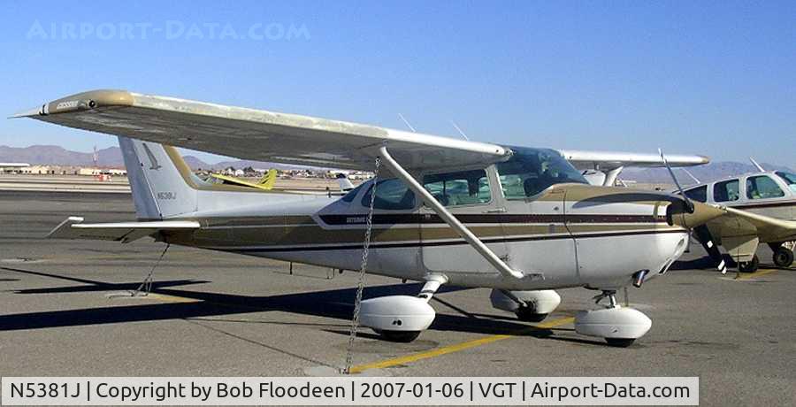 N5381J, 1980 Cessna 172N C/N 17273771, 1980 Cessna 172N at North Las Vegas