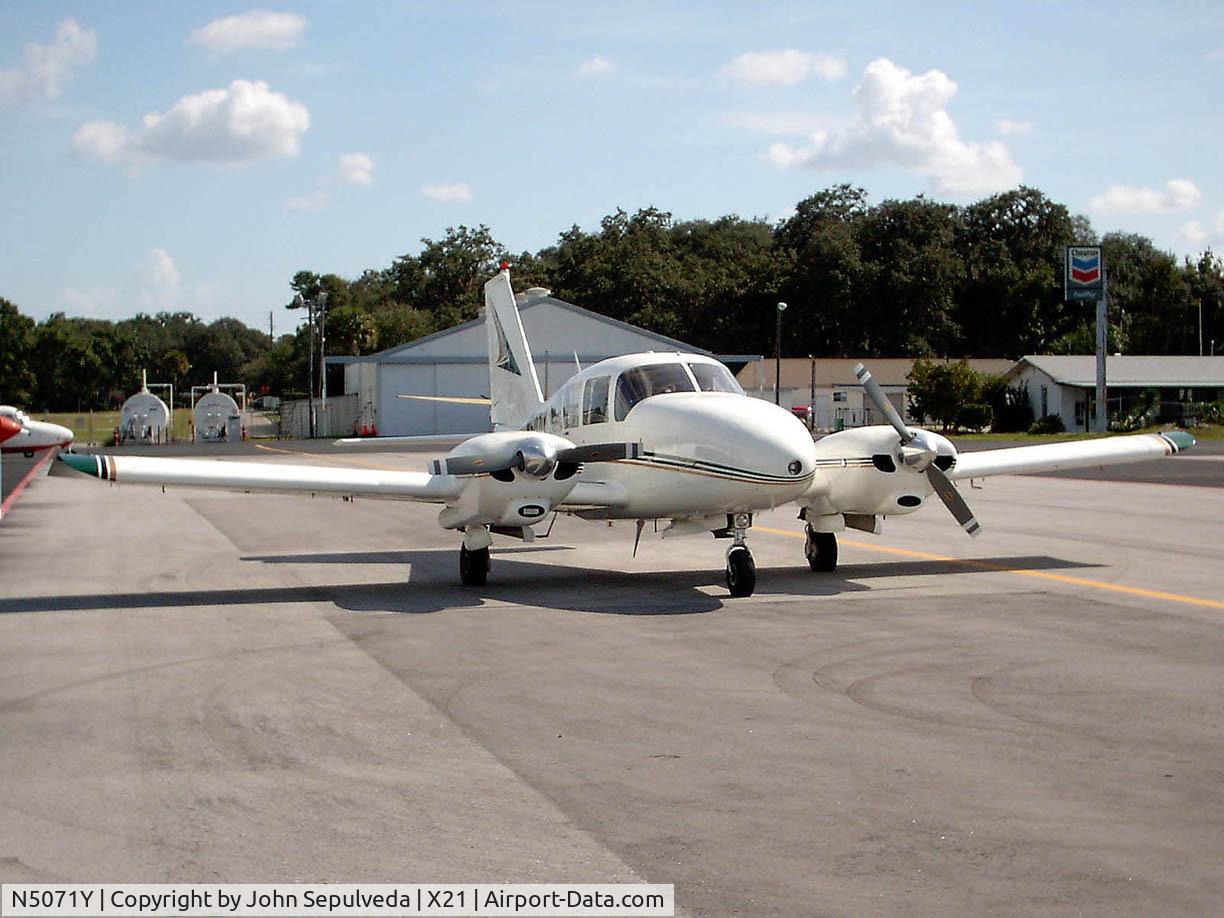 N5071Y, 1962 Piper PA-23-250 C/N 27-2085, On the ramp at Arthur Dunn (X21)