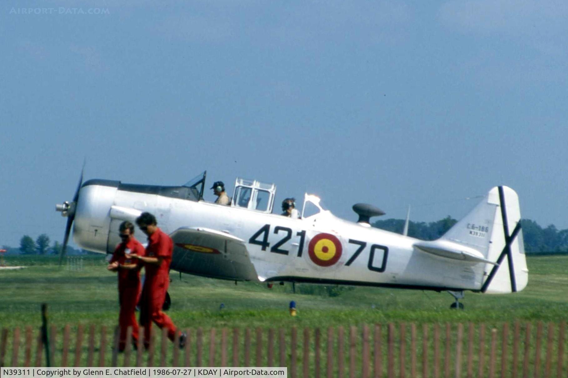 N39311, North American AT-6 C/N 49-3003, At the Dayton International Air Show & Trade Exposition