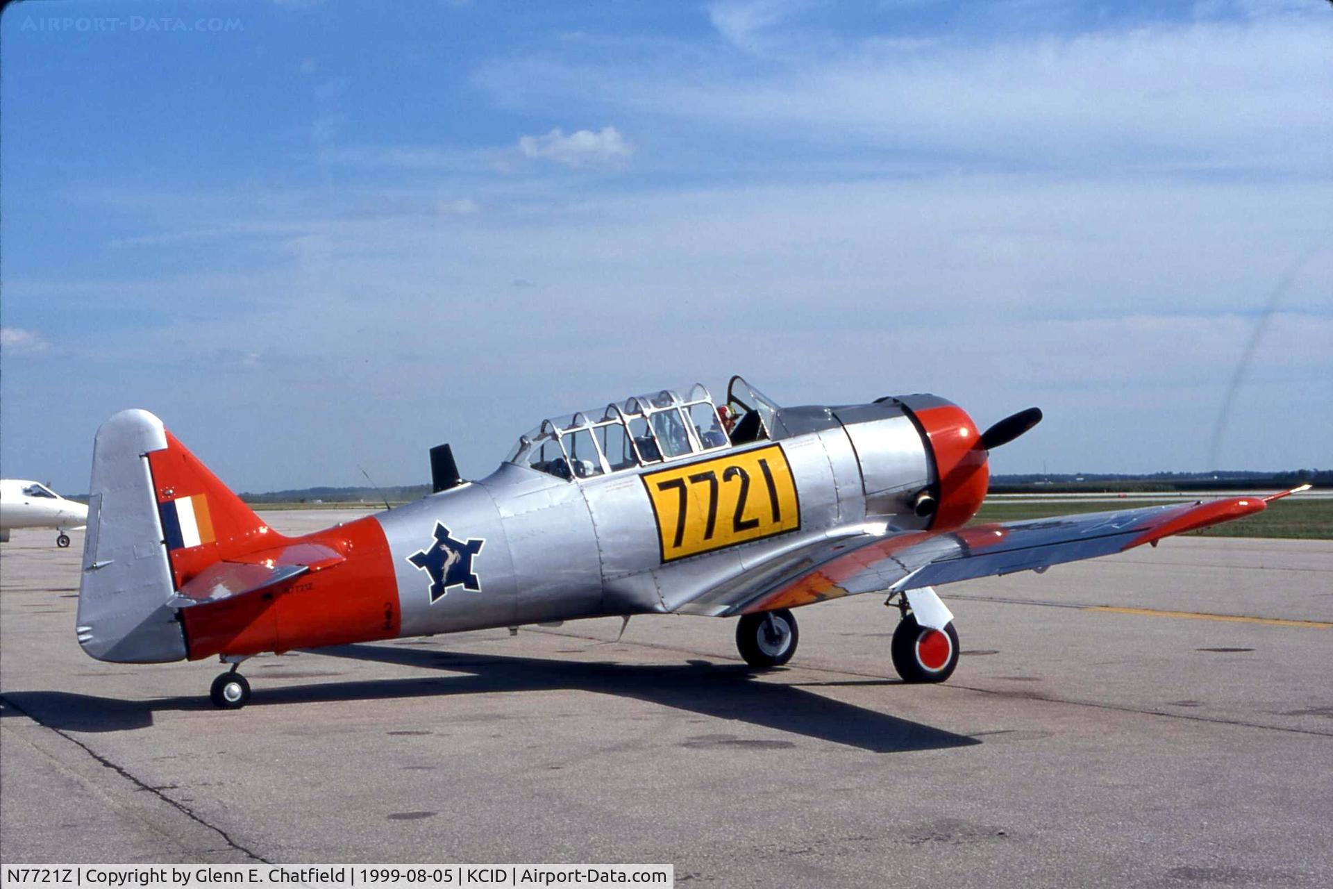 N7721Z, North American LT-6G Texan C/N SA068, Passing through Cedar Rapids