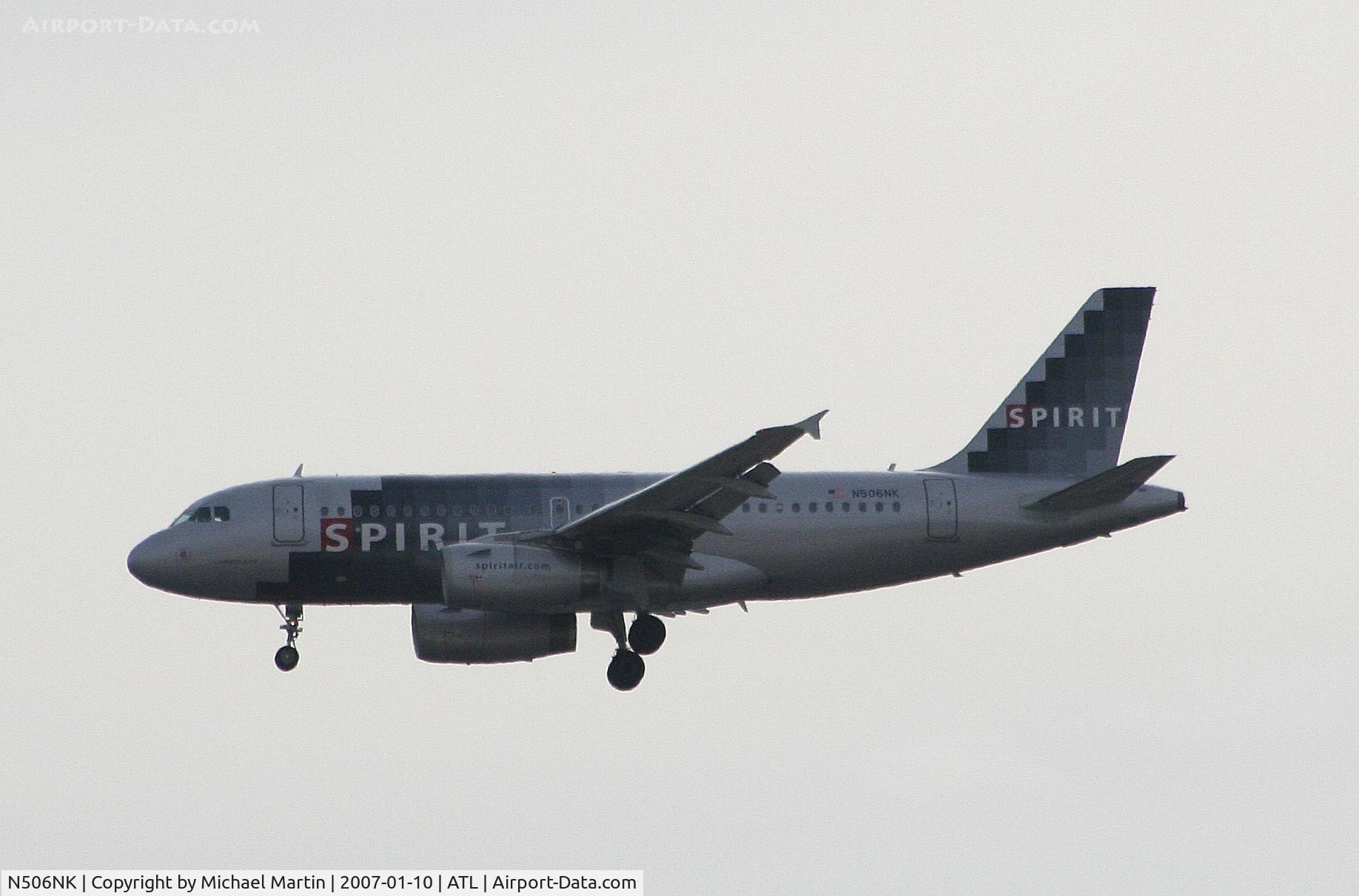 N506NK, 2005 Airbus A319-132 C/N 2490, On final for Runway 10