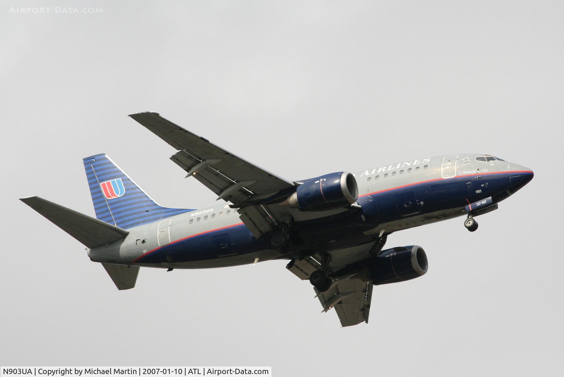 N903UA, 1990 Boeing 737-522 C/N 25003, On final for Runway 9R