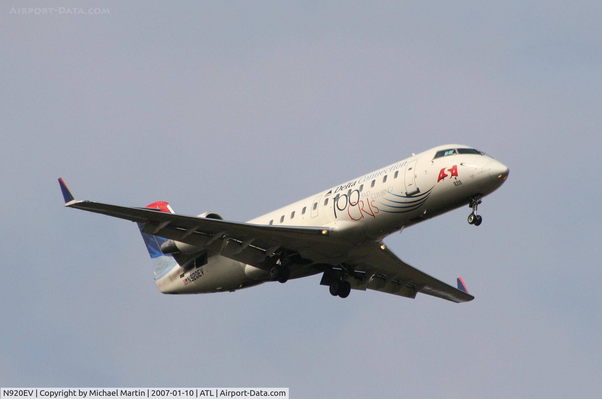 N920EV, 2003 Bombardier CRJ-200ER (CL-600-2B19) C/N 7810, On final for Runway 9R