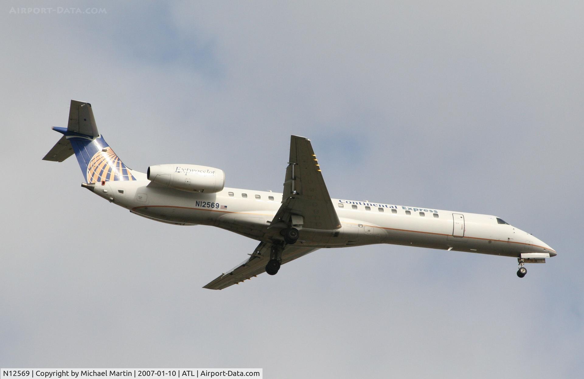 N12569, 2002 Embraer ERJ-145LR (EMB-145LR) C/N 145630, Over the numbers of 9R