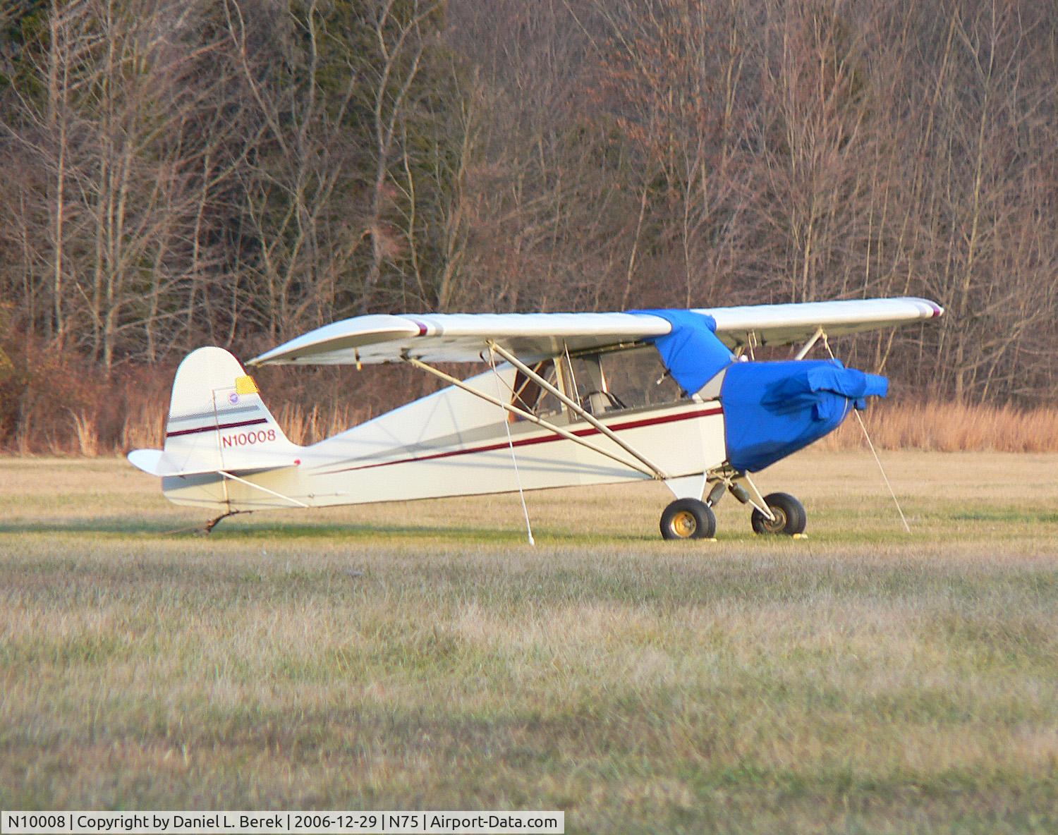 N10008, 2001 Preceptor N-3 Pup C/N 2540, This handsome bird, built in 2001, is yet another experimental aircraft based on the Piper J-3 Cub.