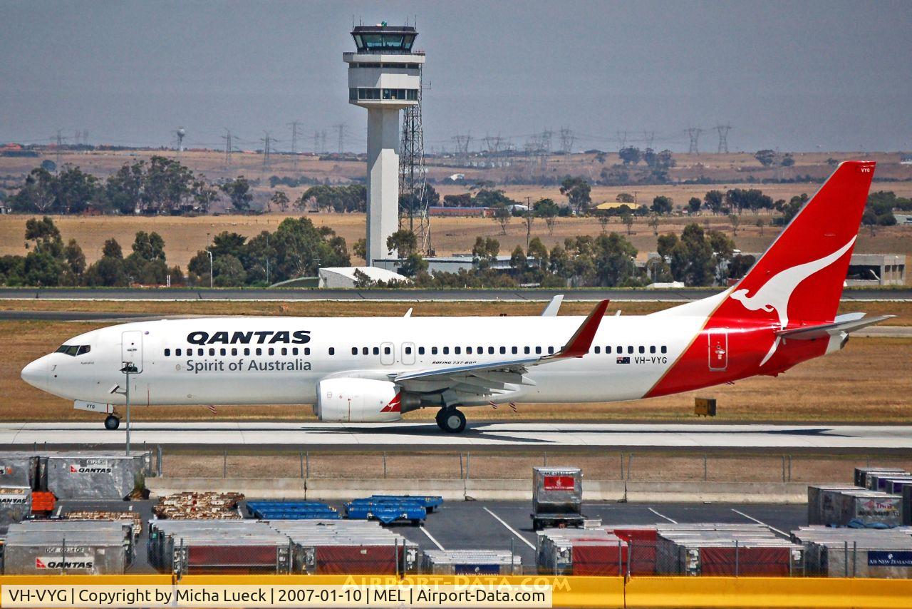 VH-VYG, 2005 Boeing 737-838 C/N 33995, Taxiing to the runway