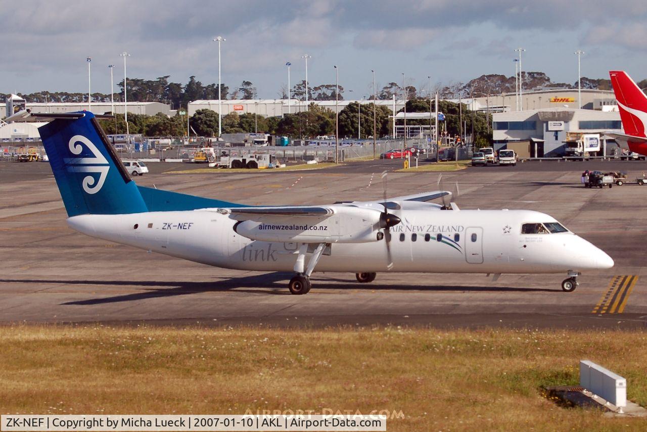 ZK-NEF, 2005 De Havilland Canada DHC-8-311 Dash 8 C/N 620, Taxiing to the runway