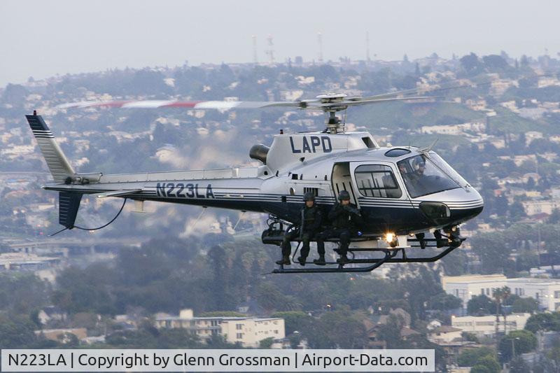 N223LA, 2000 Eurocopter AS-350B-2 Ecureuil C/N 3278, Eurocopter AS 350 SWAT Sharp Shooting