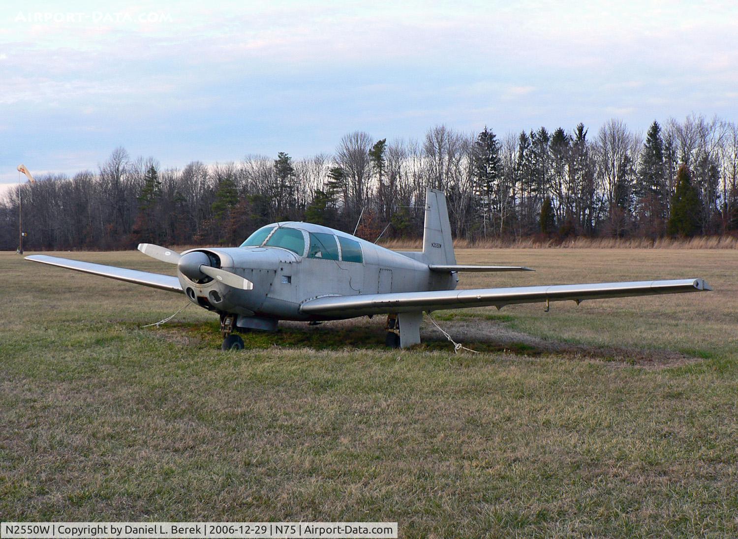 N2550W, 1965 Mooney M20C Ranger C/N 3264, This poor Mooney does not appear to have flown for a while.  The aircraft is owned by the manager of this little airport.  I am hoping the best for both.