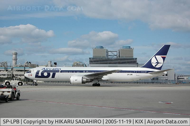 SP-LPB, 1995 Boeing 767-35D/ER C/N 27902, Rare Hybrid c/s bacis LOT with Aircalin titles.