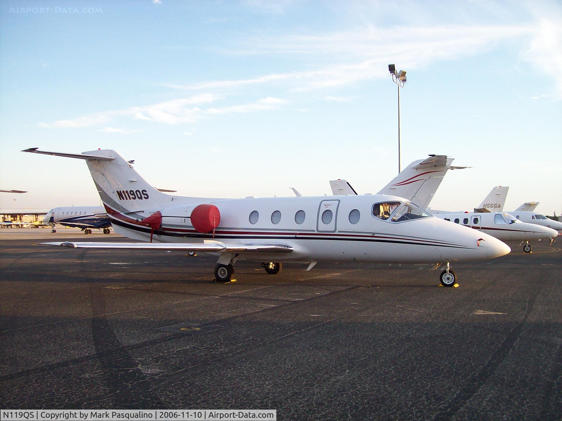 N119QS, Raytheon Aircraft Company 400A C/N RK-394, Beech 400A