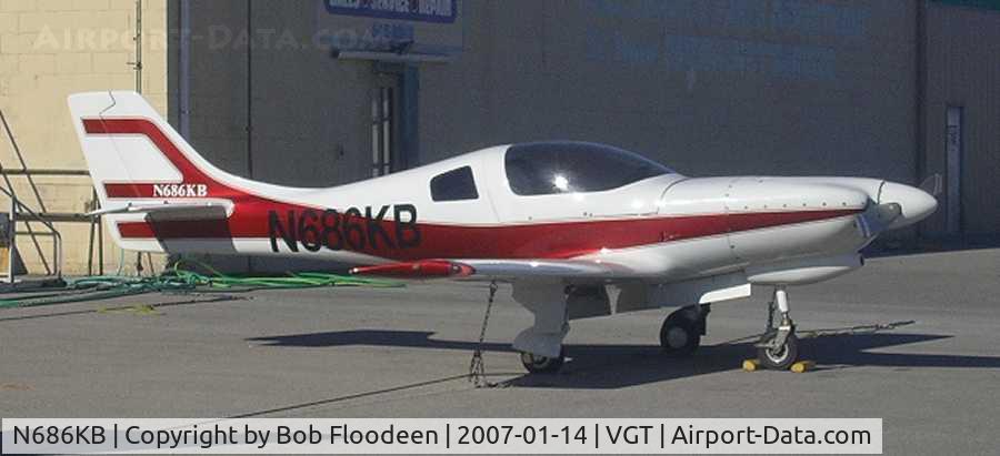 N686KB, 1992 Fisher Harold R 320 C/N 507, 1992 Lancaire 320 at North Las Vegas